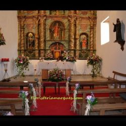 Decoración de la iglesia de Burbia